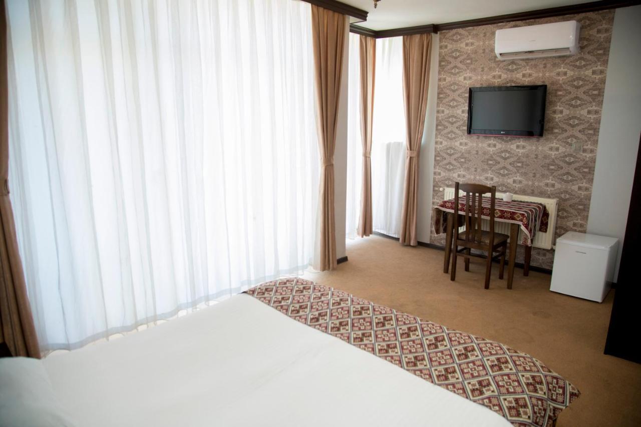 Baku Carpet Hotel Exterior photo