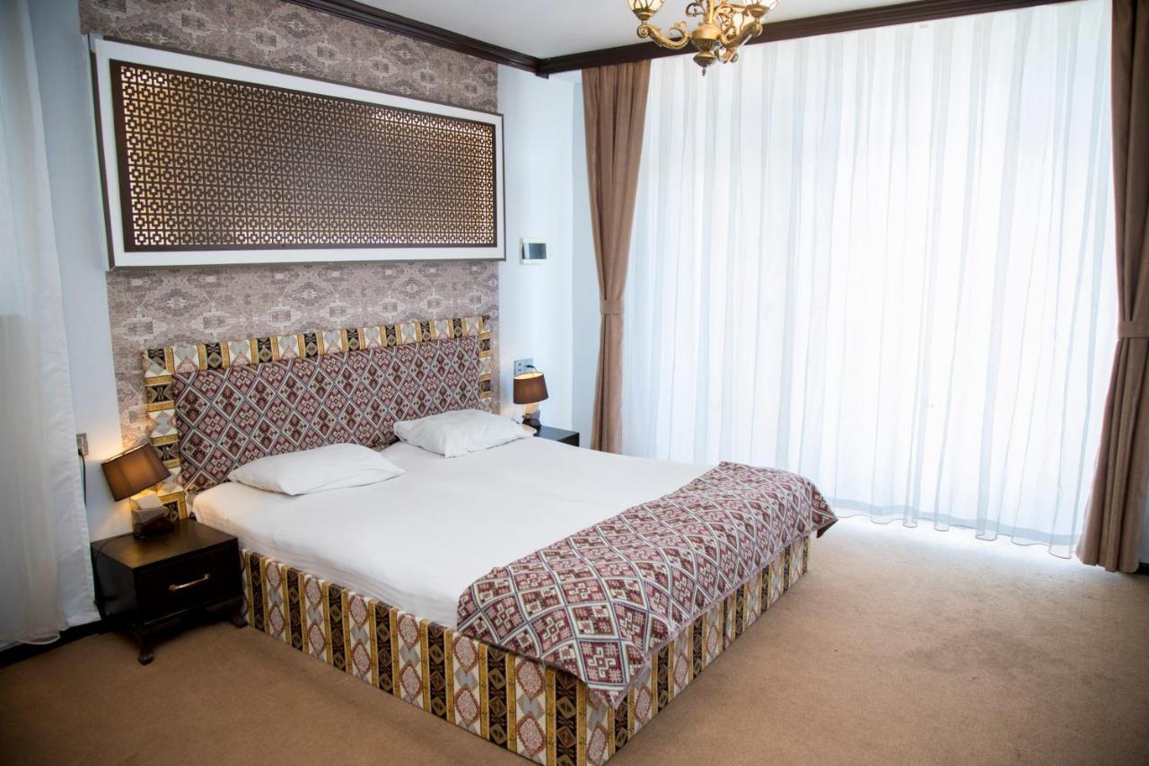 Baku Carpet Hotel Exterior photo